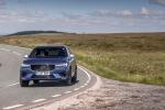 Volvo XC60 T5 R-Design 2017 года (UK)